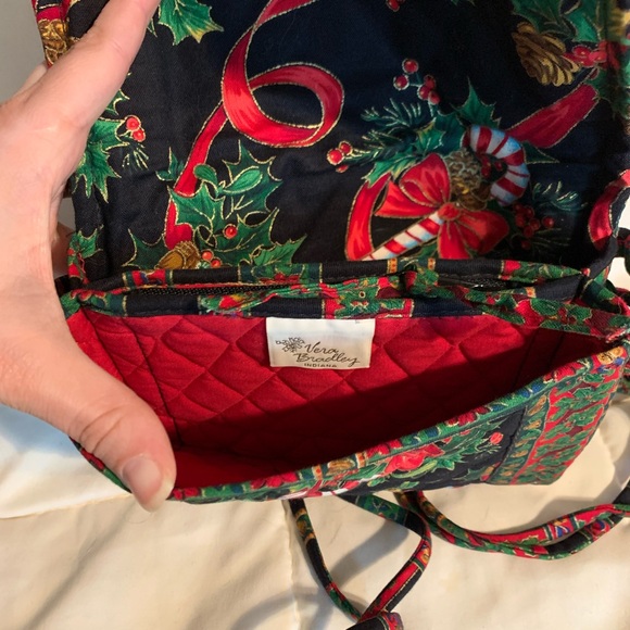 Vintage Vera Bradley Christmas Crossbody - Picture 4 of 4